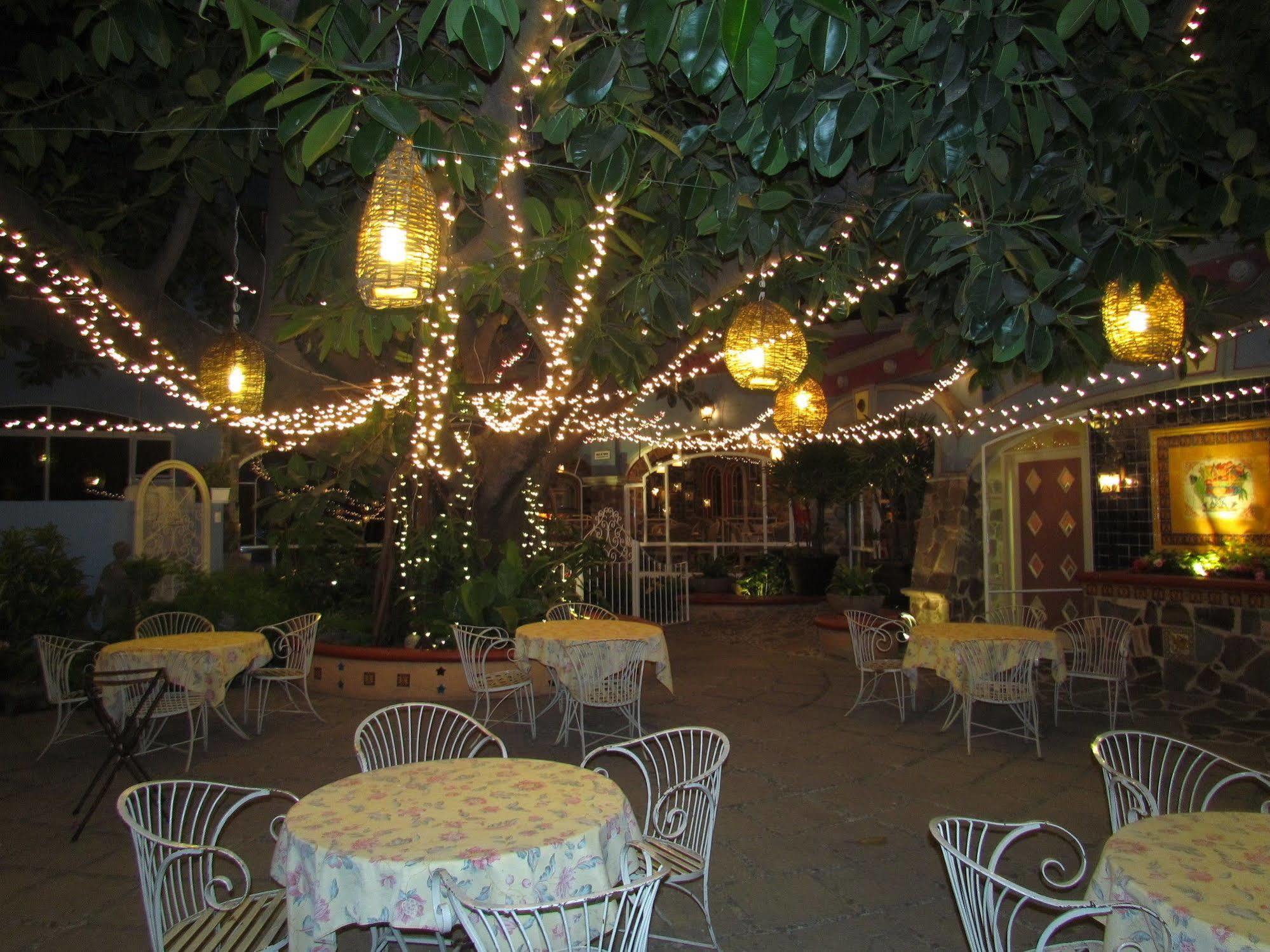 Hotel La Nueva Posada Ajijic Exterior foto